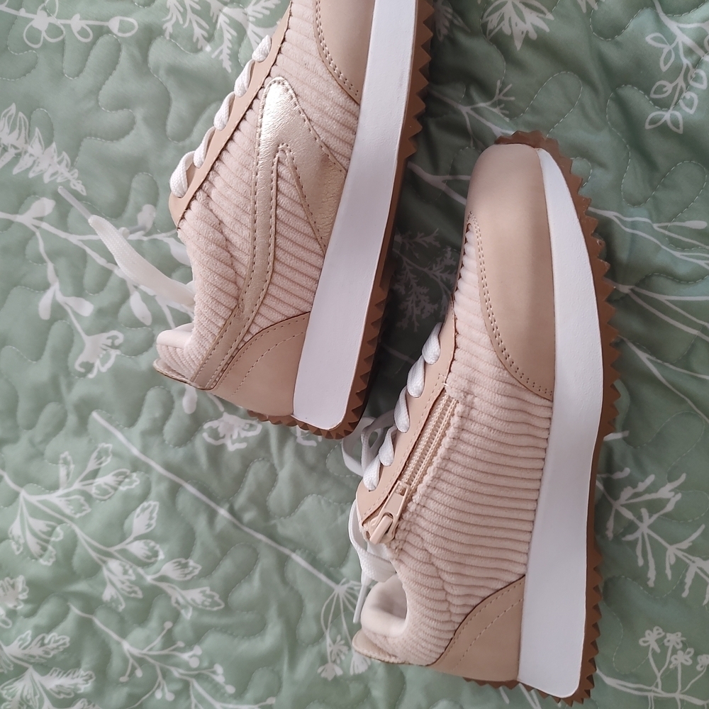 Kids Beige Sneakers - Picture 4 of 6
